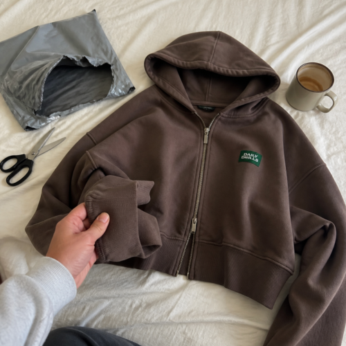Women’s Cropped Zip-Up Hoodie – Oversized Two-Way Zipper Streetwear Jacket photo review